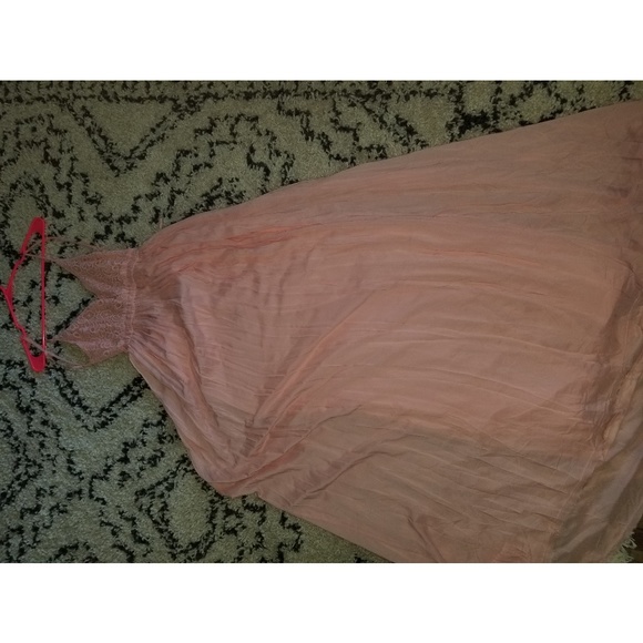 Dress - Picture 2 of 3